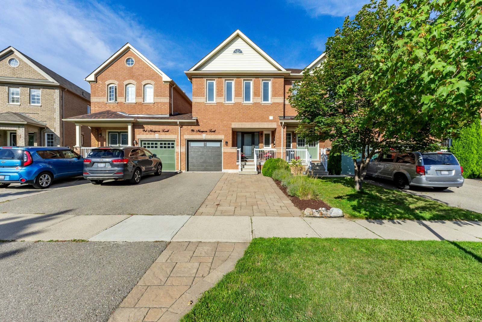 96 Niagara Trail, Halton Hills, On L7g 0a8