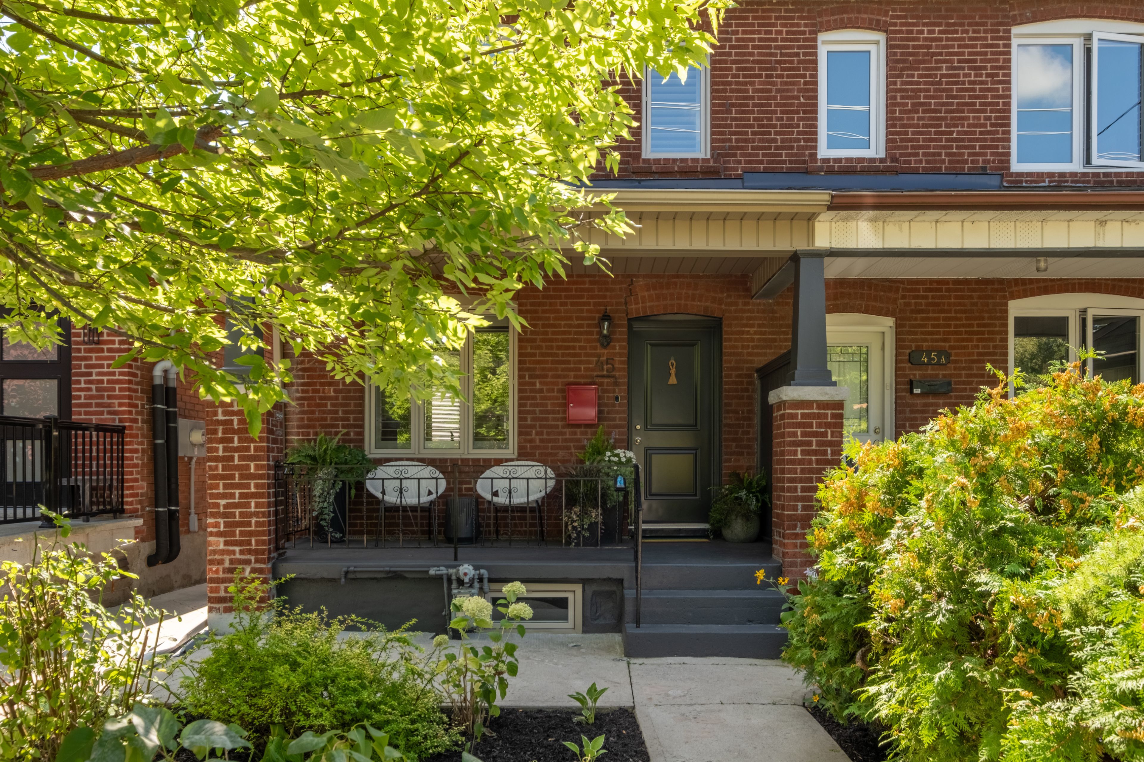 45 Auburn Avenue, Toronto, On M6h 2l6