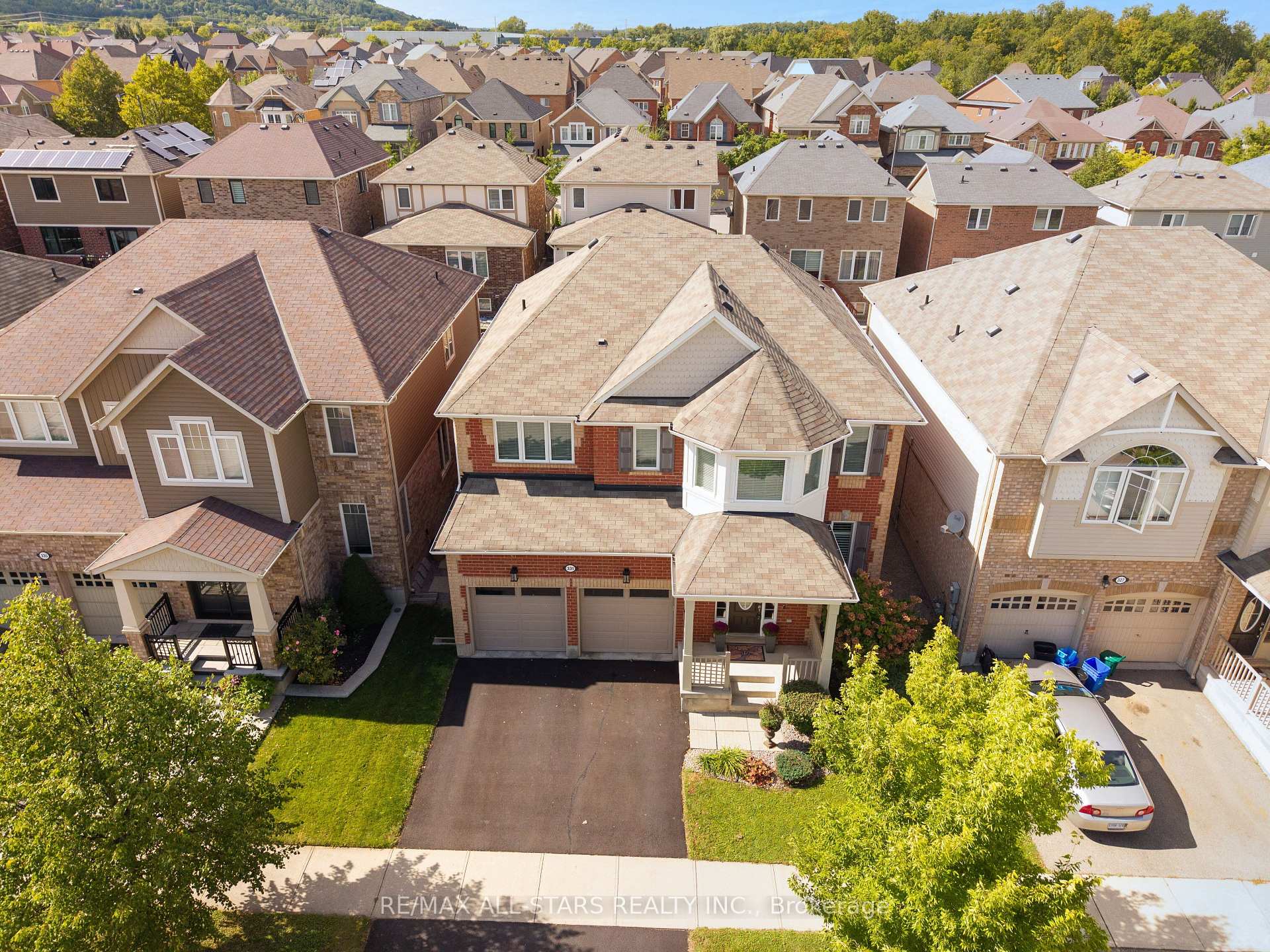 331 Inman Heights, Milton, On L9t 7m8