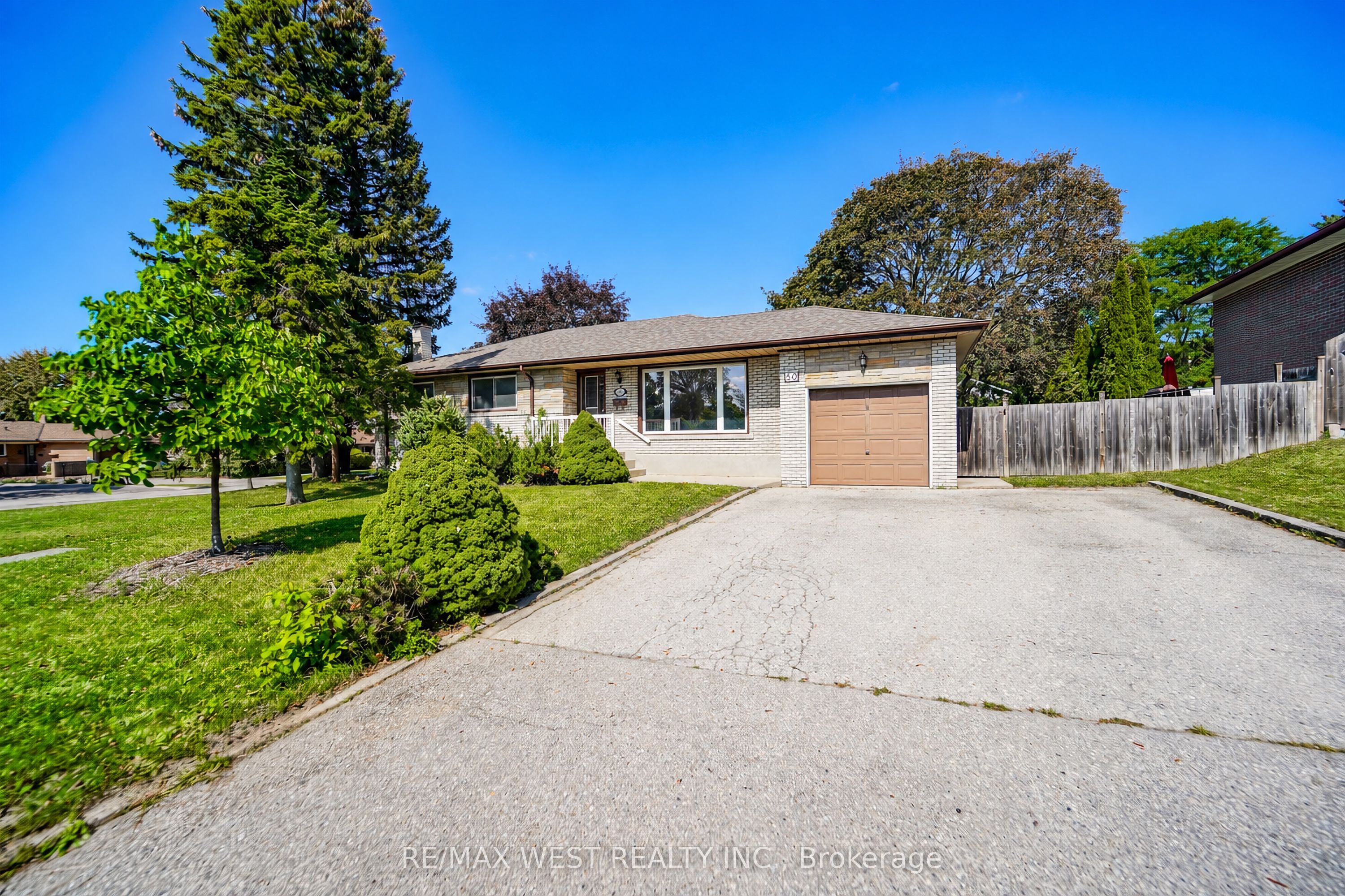 50 Roskell Crescent, Toronto, On M3j 1e1