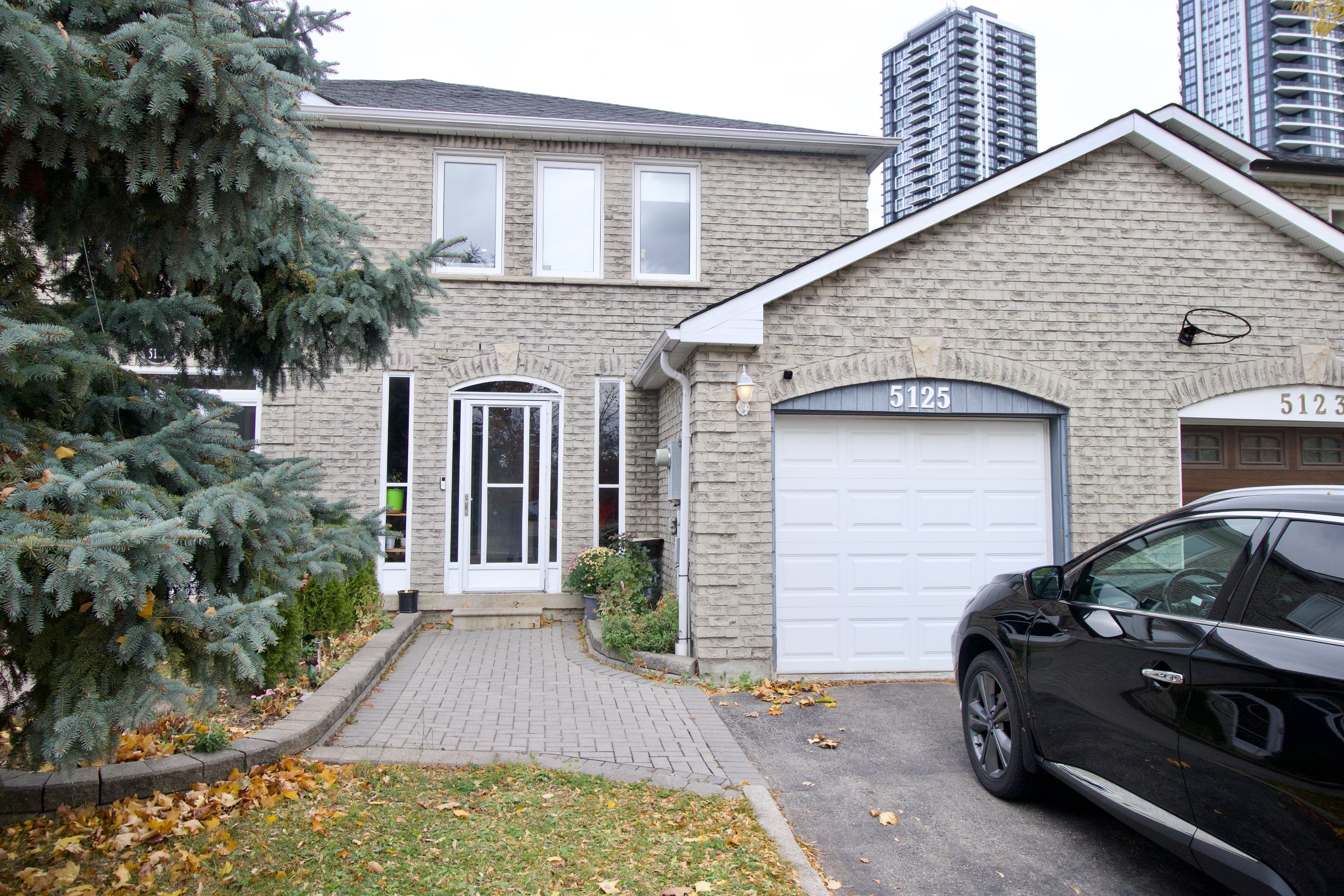 5125 Salishan Circle, Mississauga, On L5r 3e8