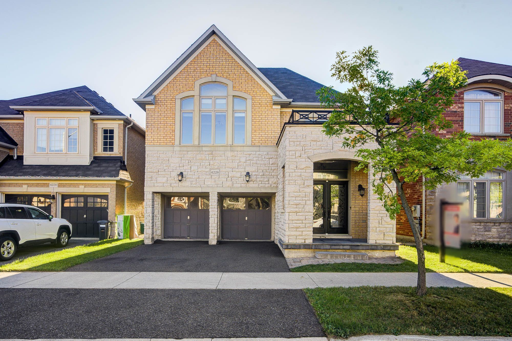4228 Fuller Crescent, Burlington, On L7m 0m4