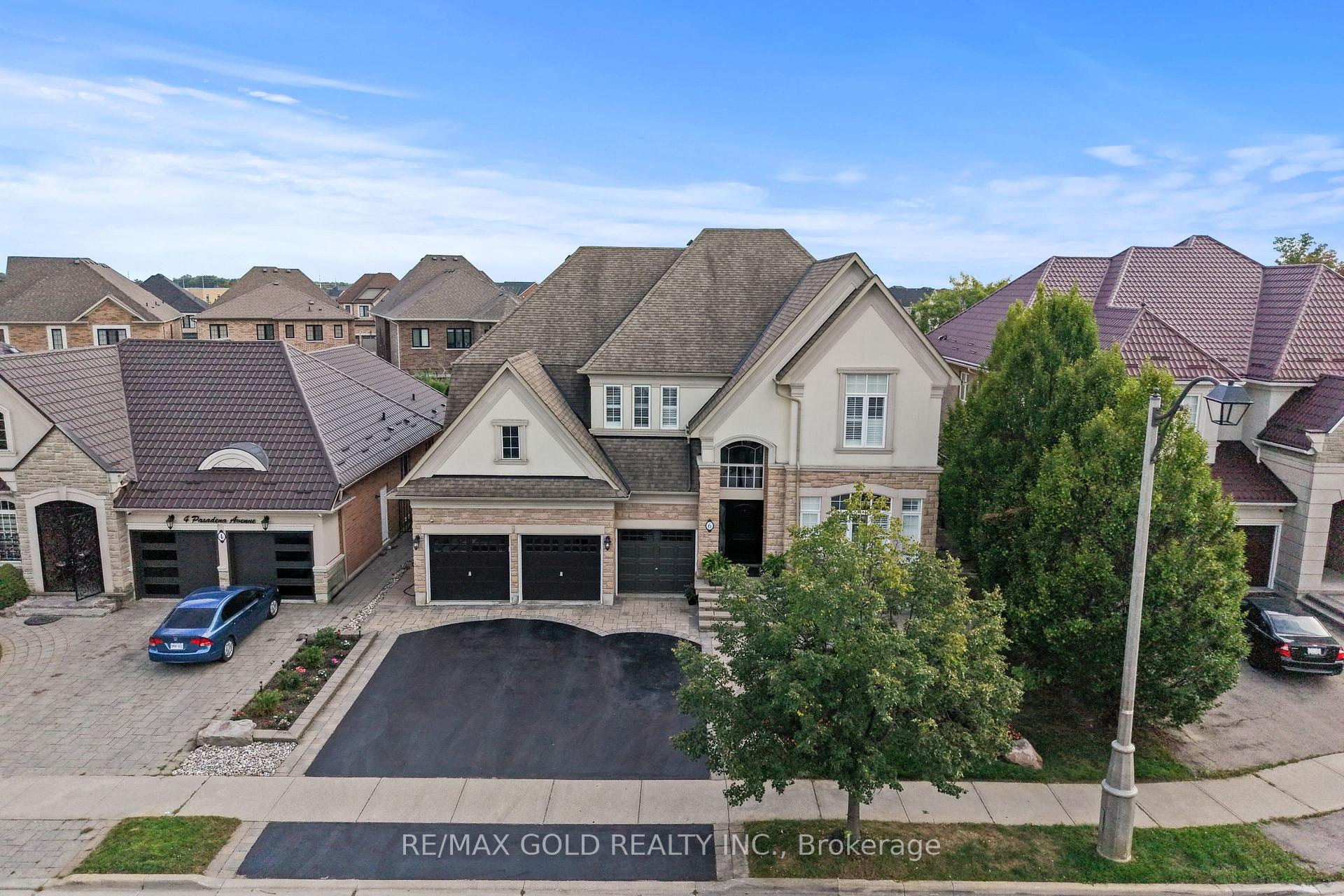 6 Pasadena Avenue, Brampton, On L6p 2w1