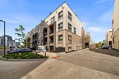 349 Wheat Boom Drive 324, Oakville, On L6h 7x5