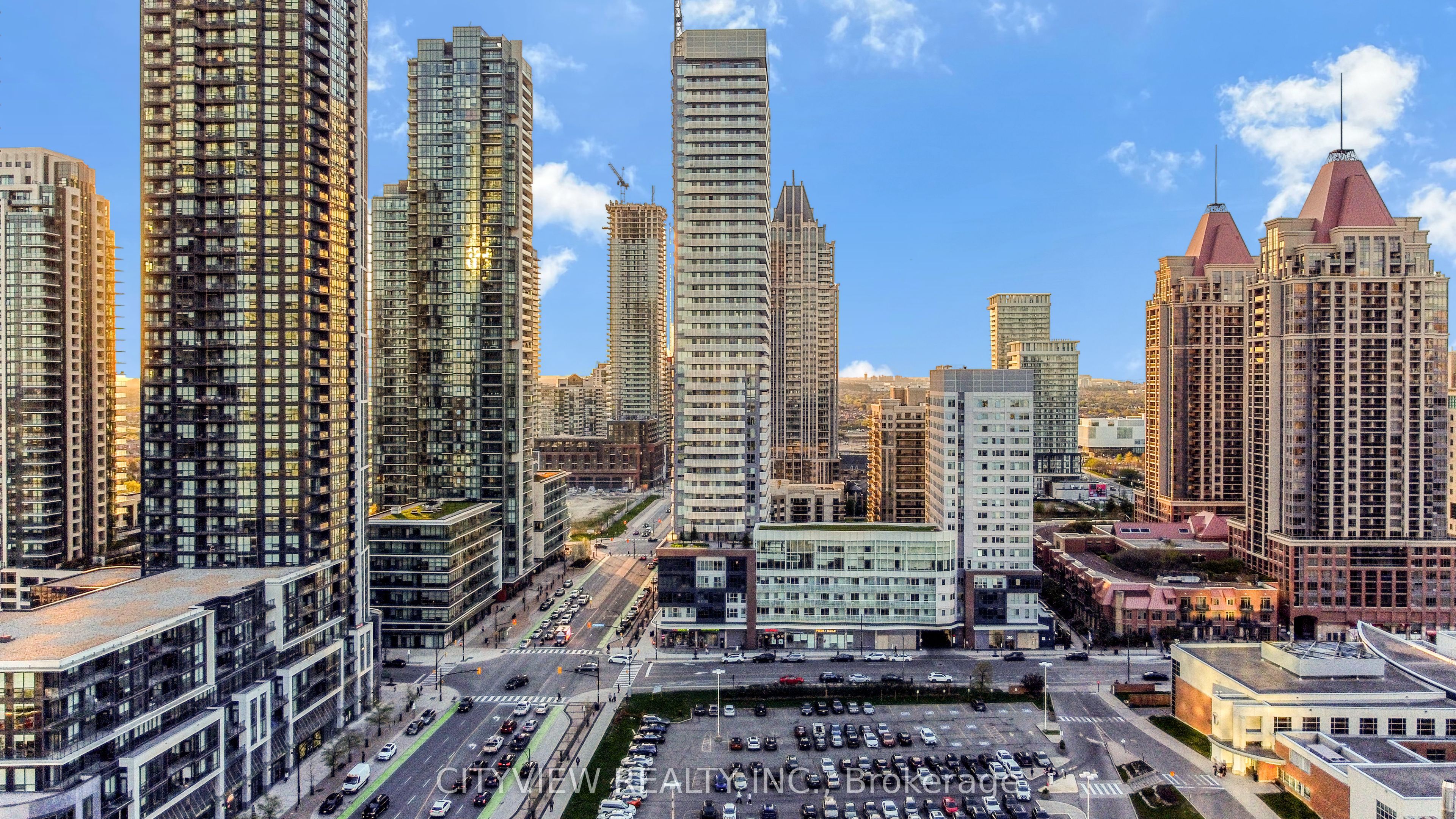 4065 Confederation Parkway 1009, Mississauga, On L5b 0l4