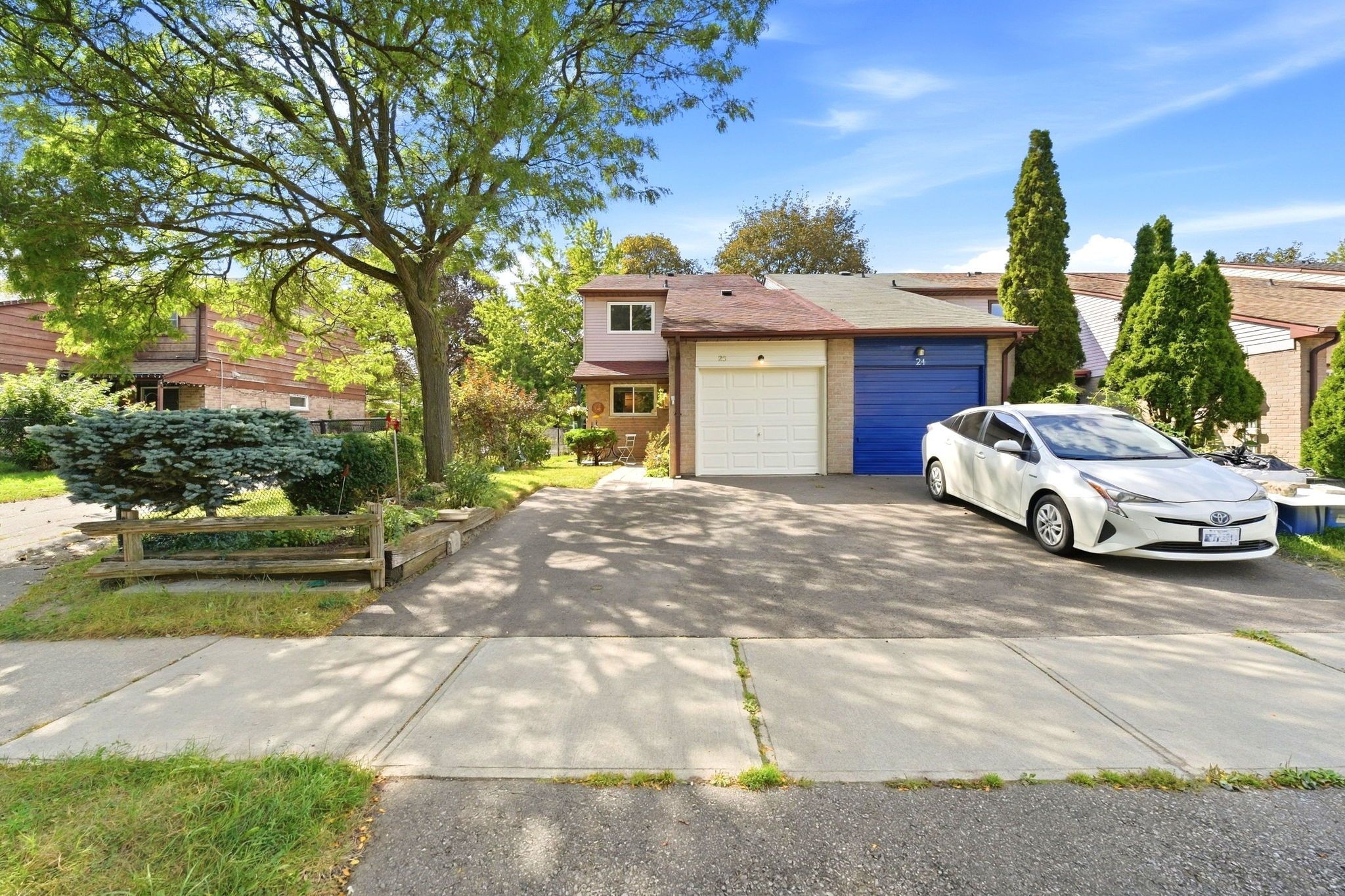 25 Scottsdale Court, Brampton, On L6w 3r8