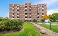 1615 Bloor Street 1203, Mississauga, On L4x 1s2