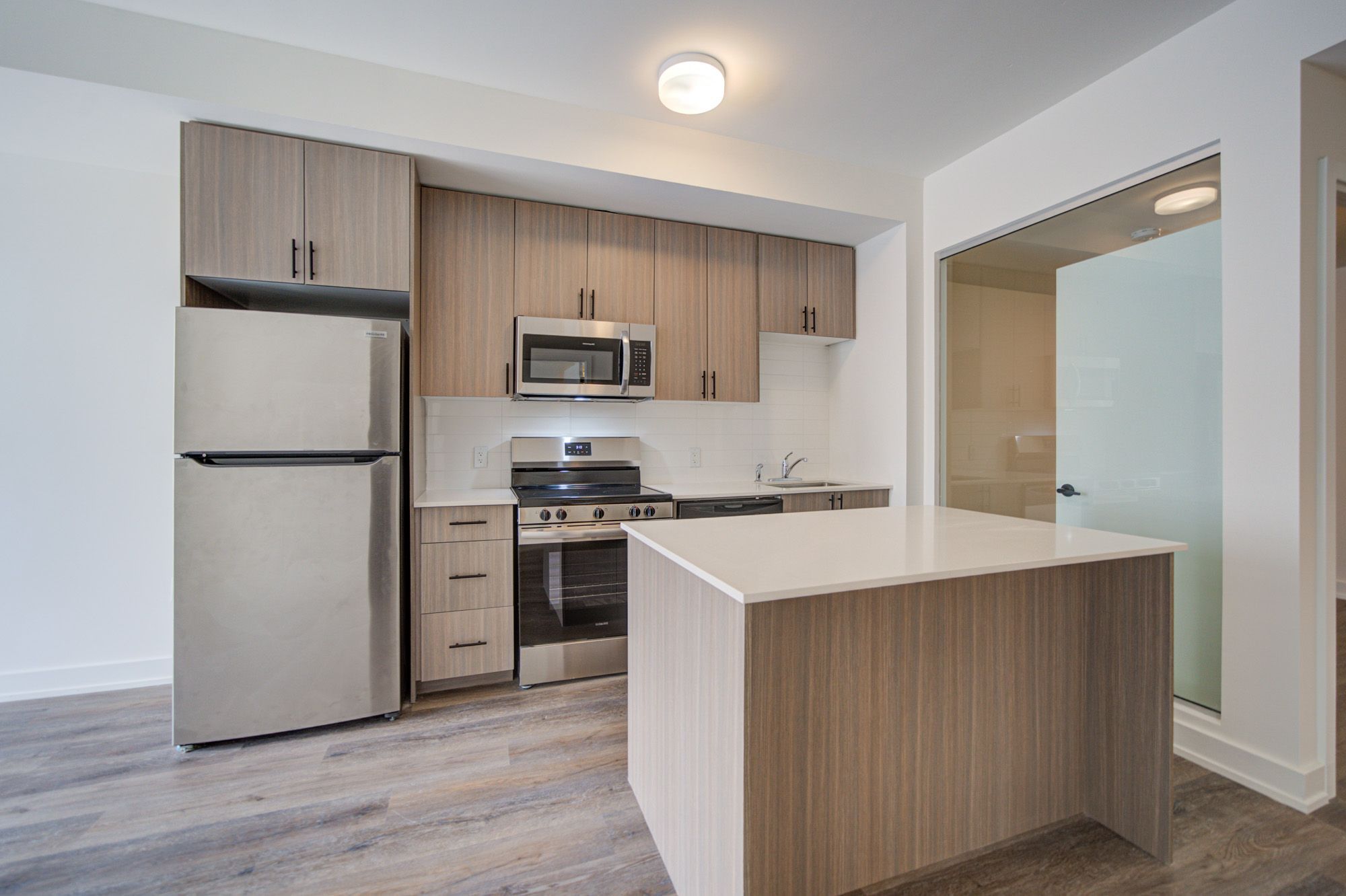 2475 Old Bronte Road 416, Oakville, On L6m 5s7