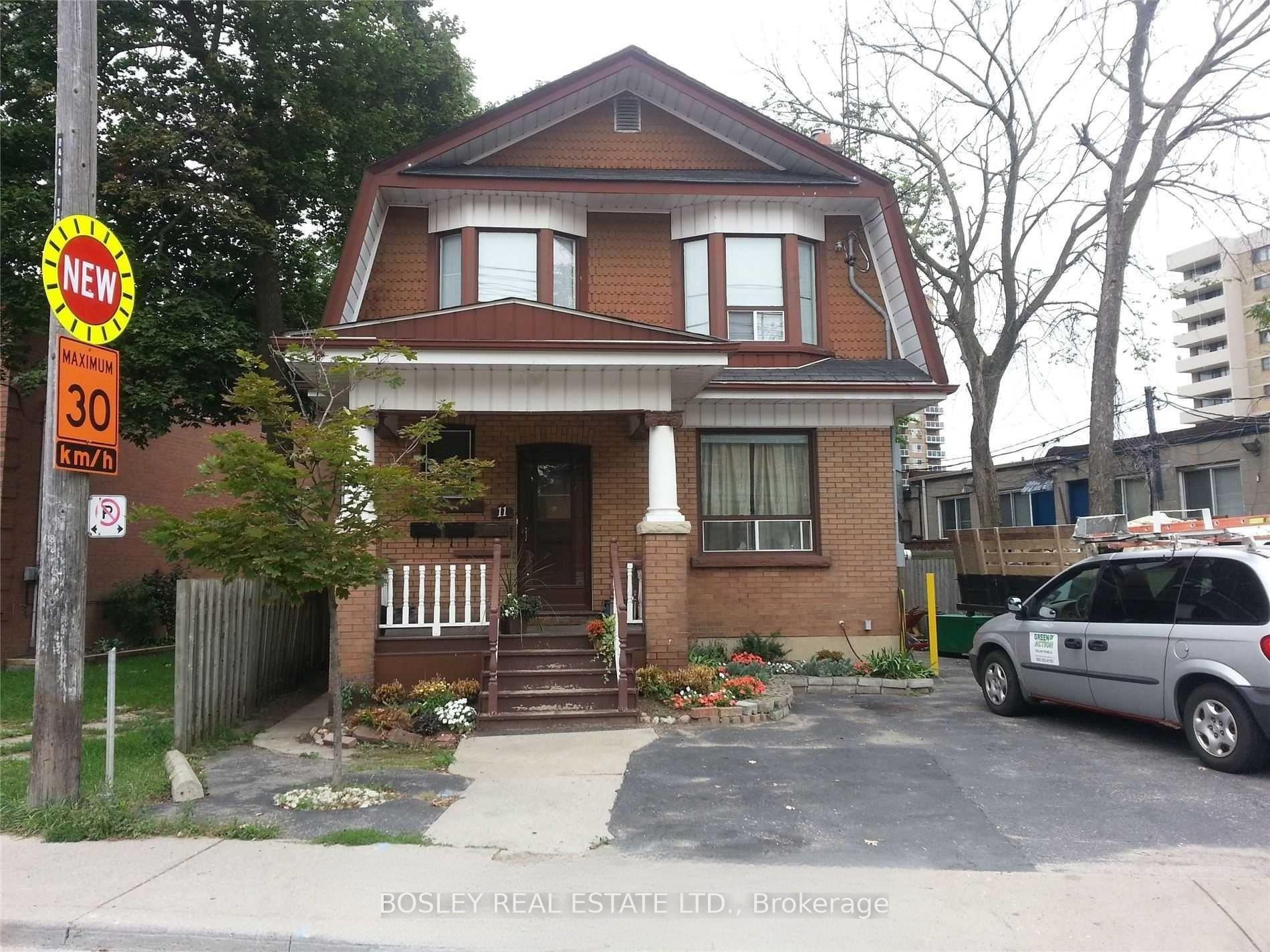 11 Church Street 3, Toronto, On M9n 1m4