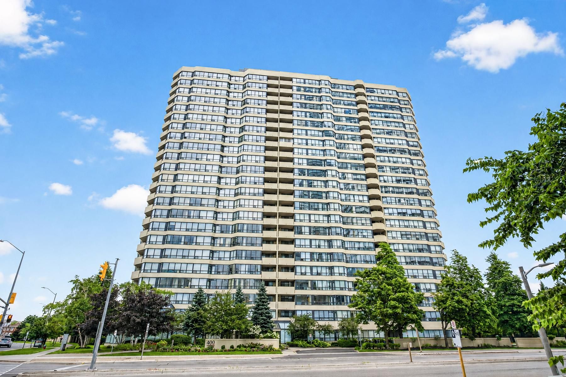 400 Webb Drive 2203, Mississauga, On L5b 3z7