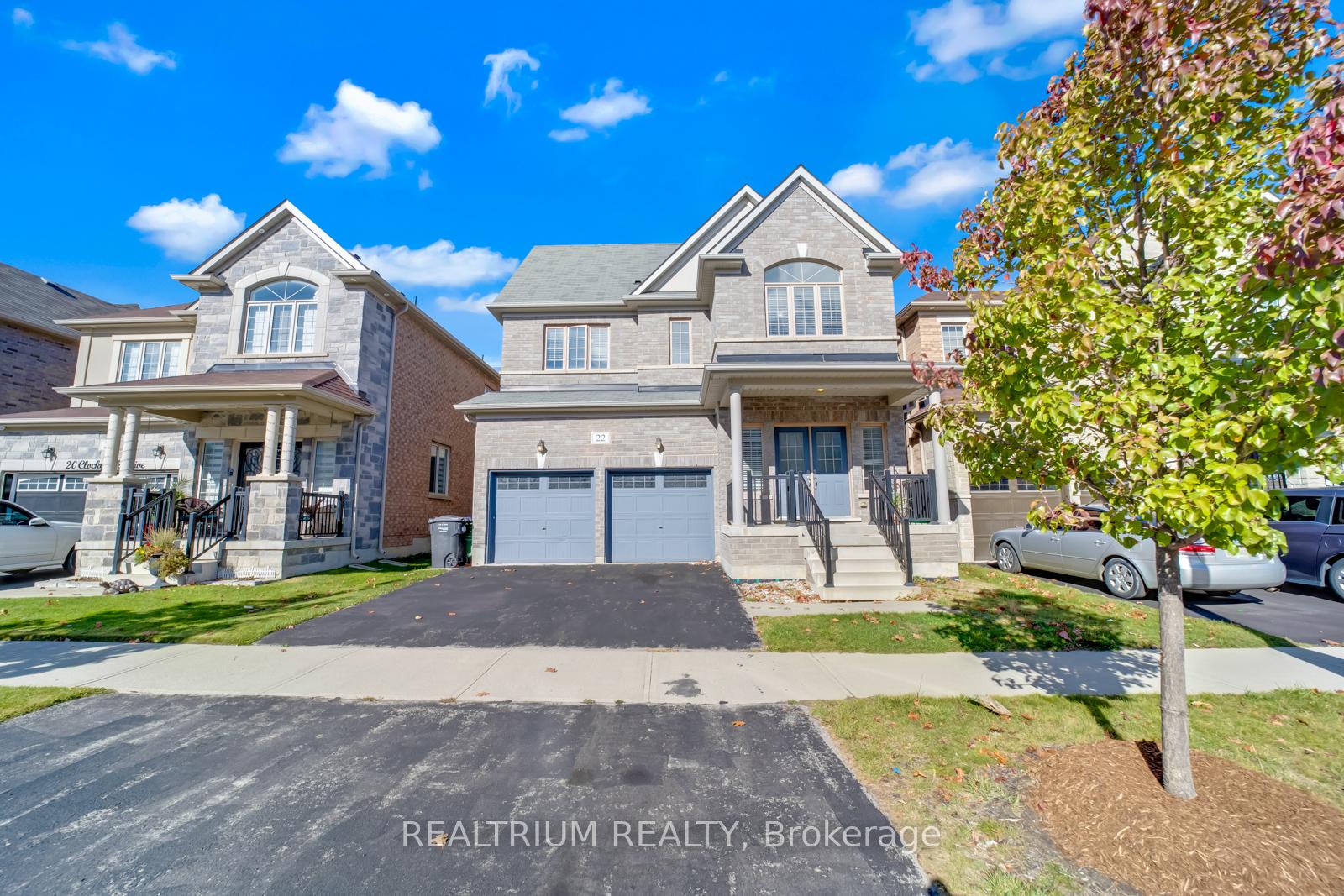 22 Clockwork Drive, Brampton, On L7a 4r8