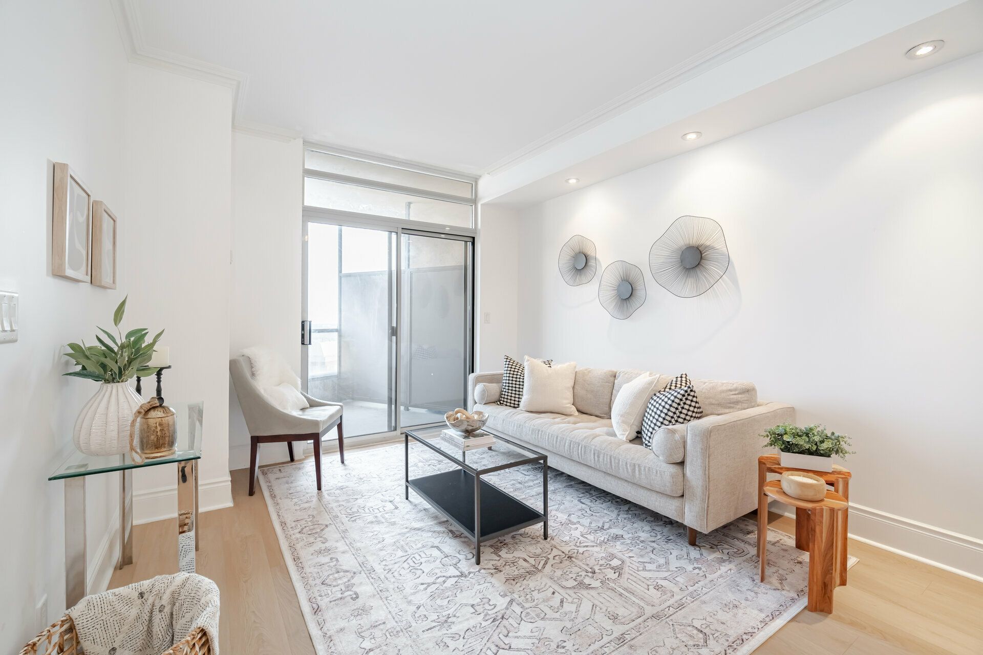 3888 Duke Of York Boulevard 3028, Mississauga, On L5b 4p5