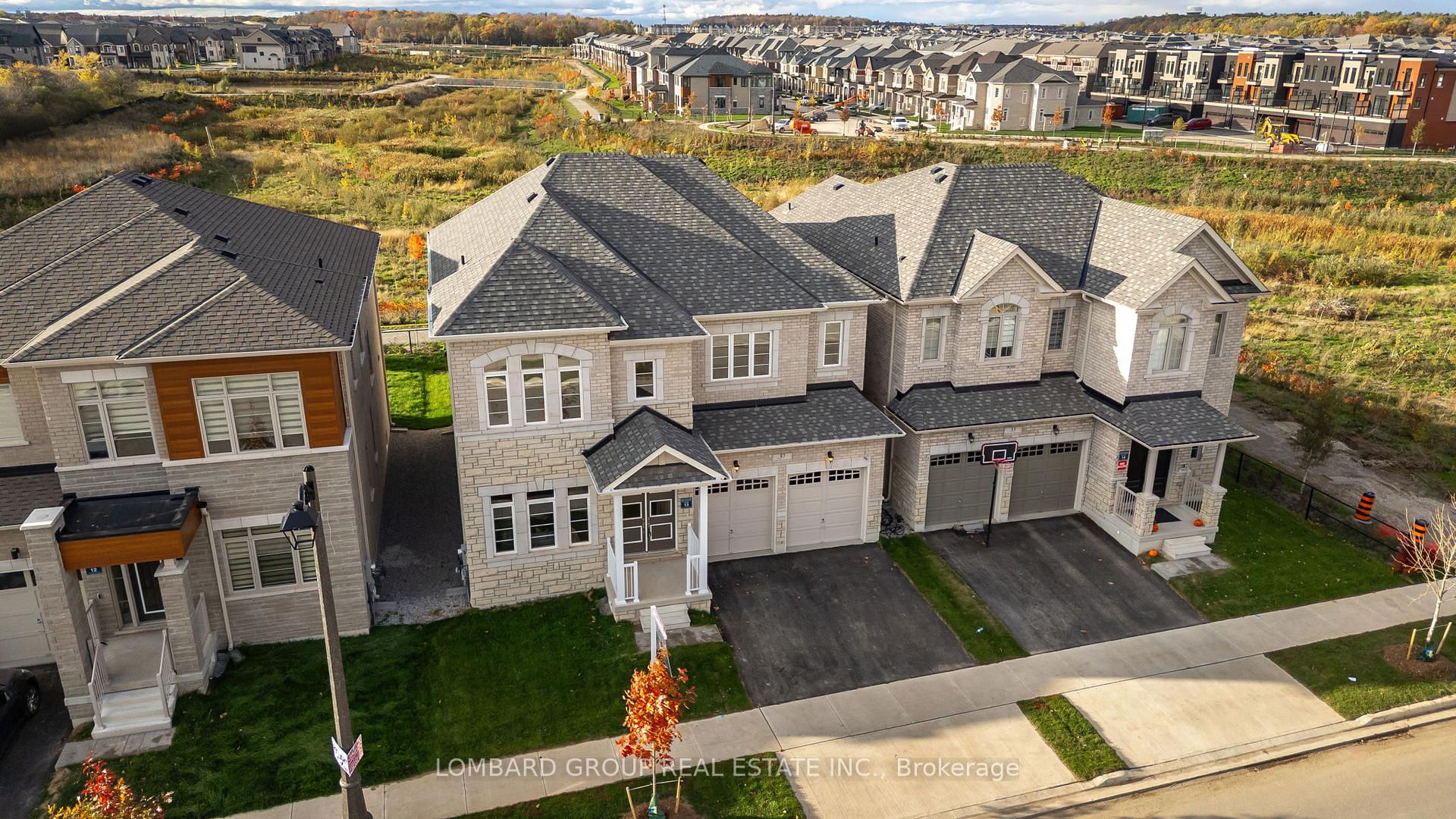 37 North Park Boulevard, Oakville, On L6m 0w8