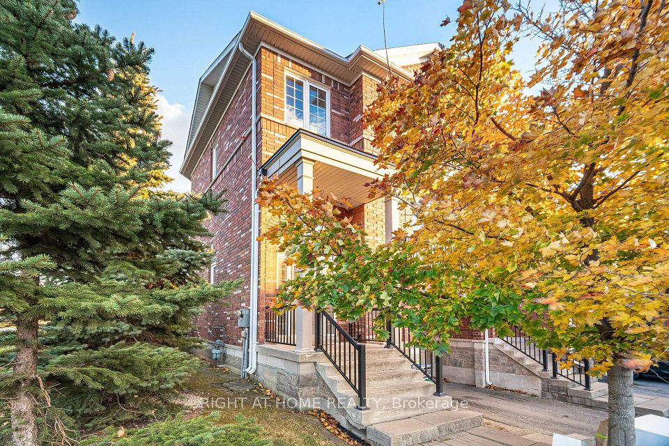 7160 Triumph Lane, Mississauga, On L5n 0c5