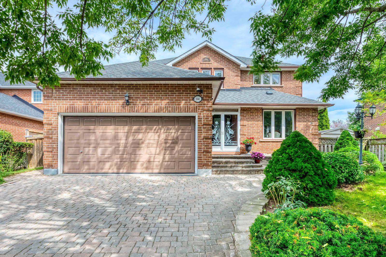 2041 Madden Boulevard, Oakville, On L6h 3n9