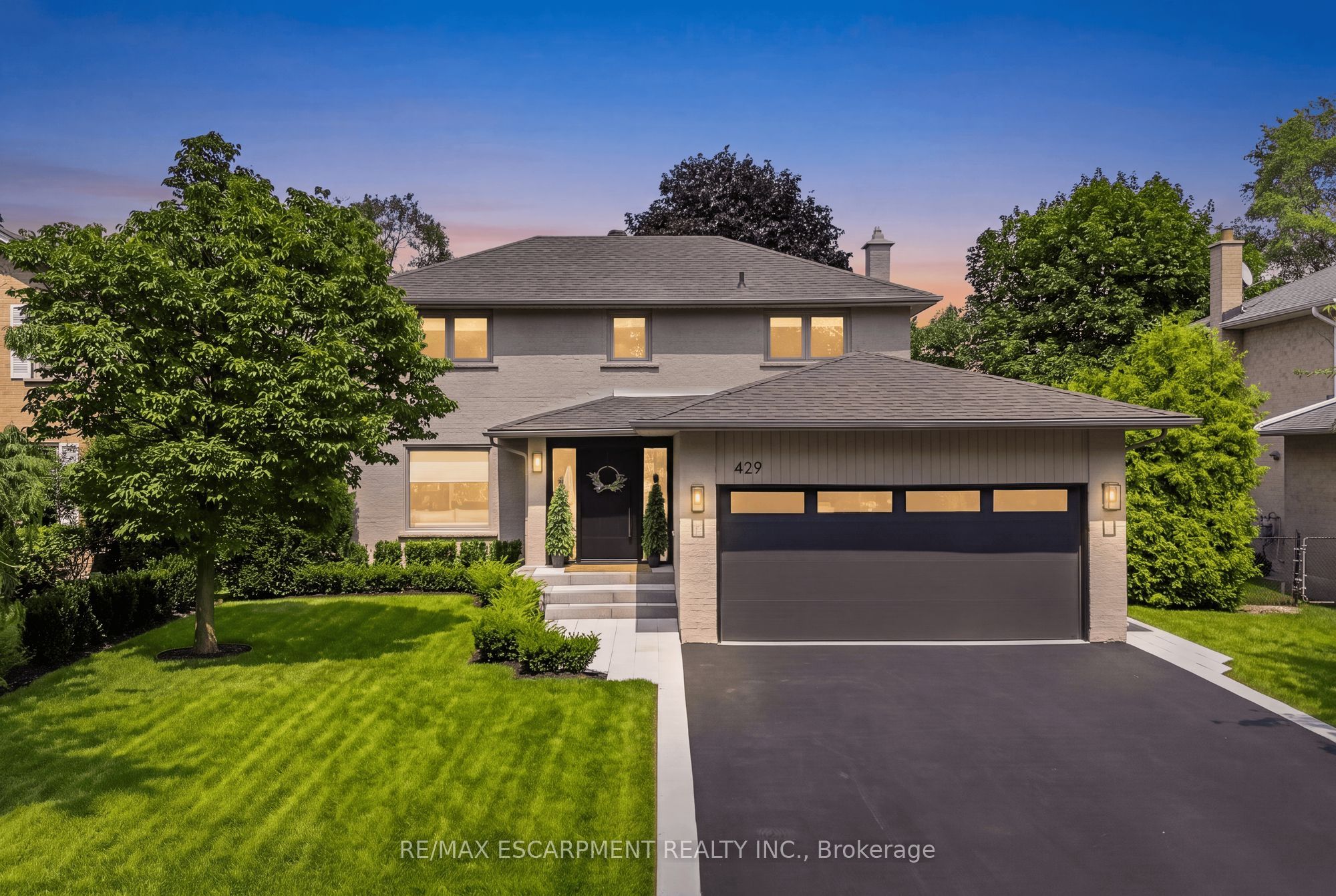 429 Claremont Crescent, Oakville, On L6j 6j9