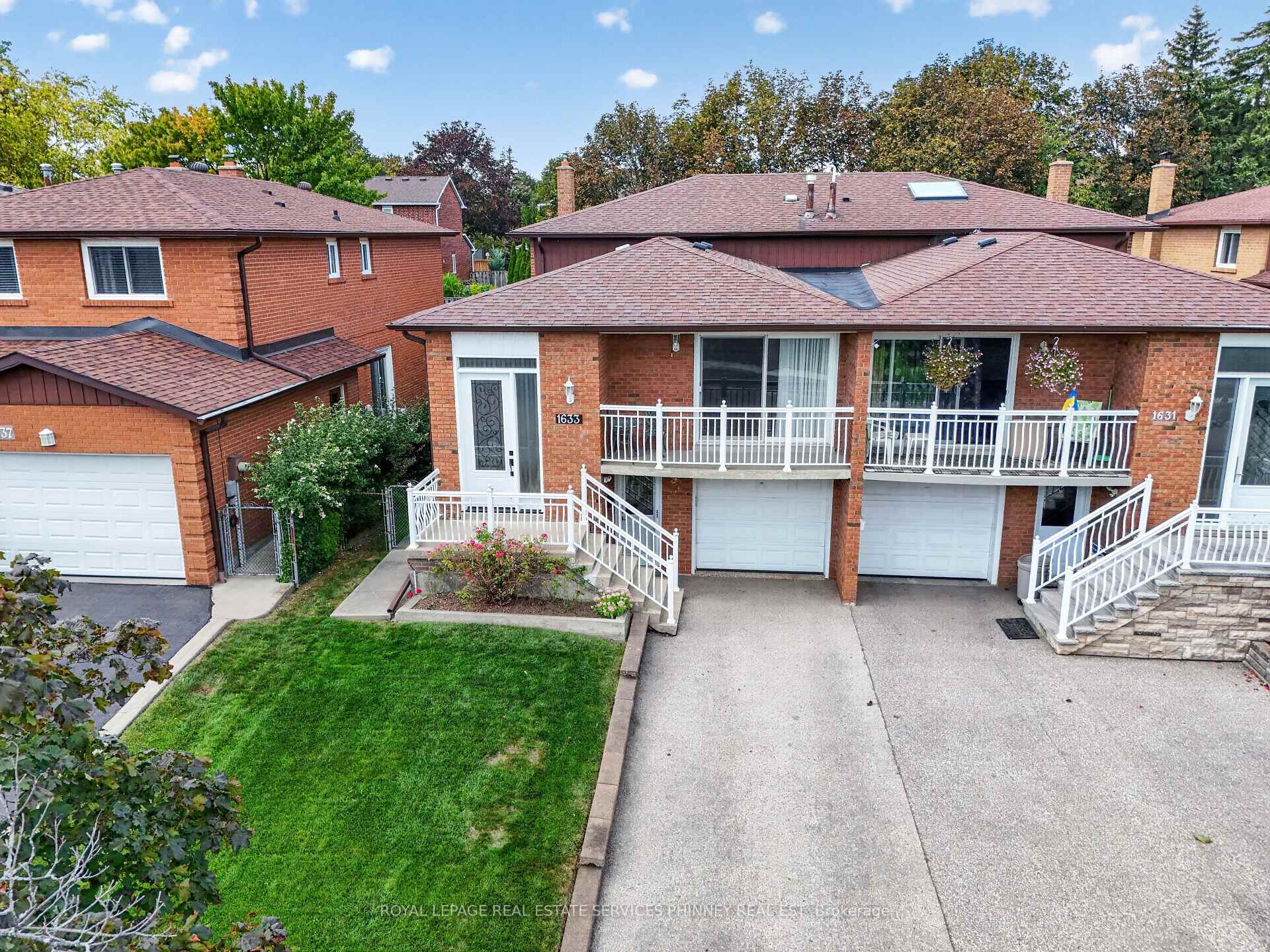 1633 Warren Drive, Mississauga, On L4w 2x1