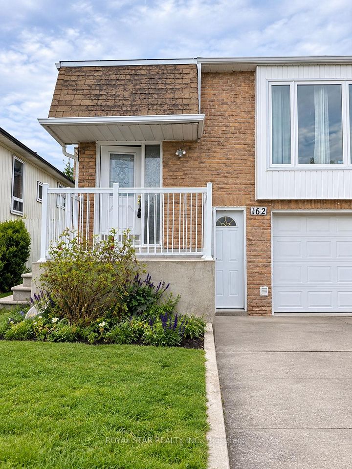 162 Beech St Main Floor Street, Brampton, On L6v 1v6