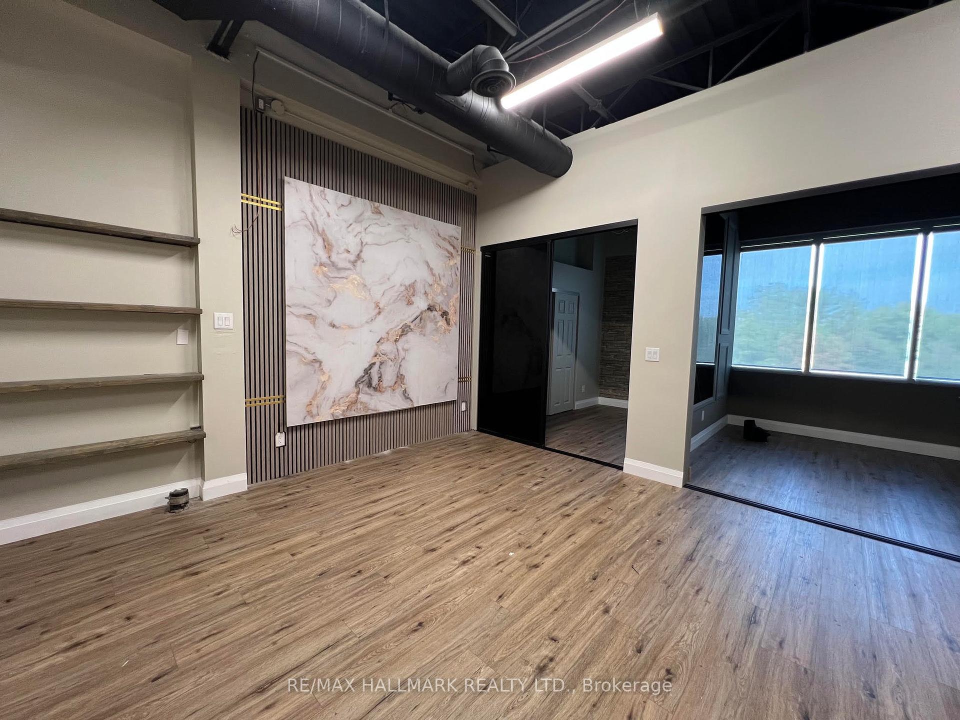3485 Rebecca Street 209, Oakville, On L6l 6x9