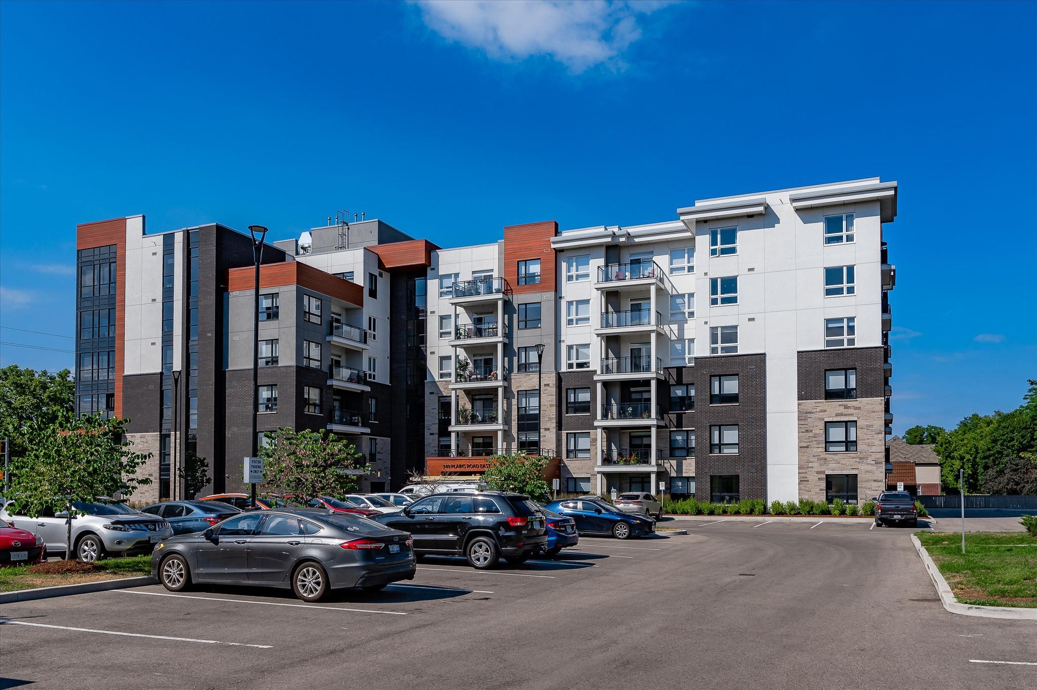 340 Plains Road E 504, Burlington, On L7t 0c2