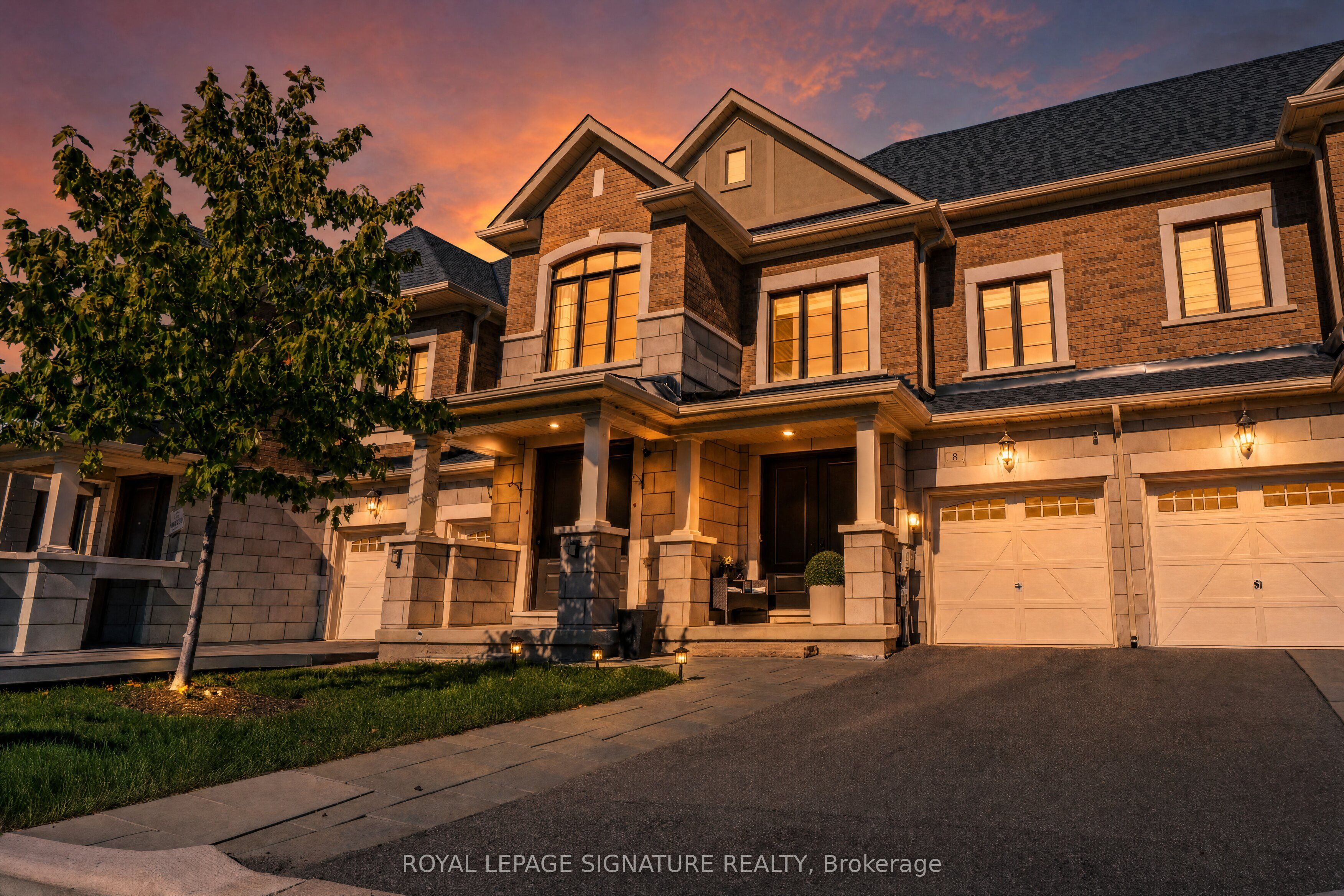 8 Angelfish Road, Brampton, On L7a 5c5