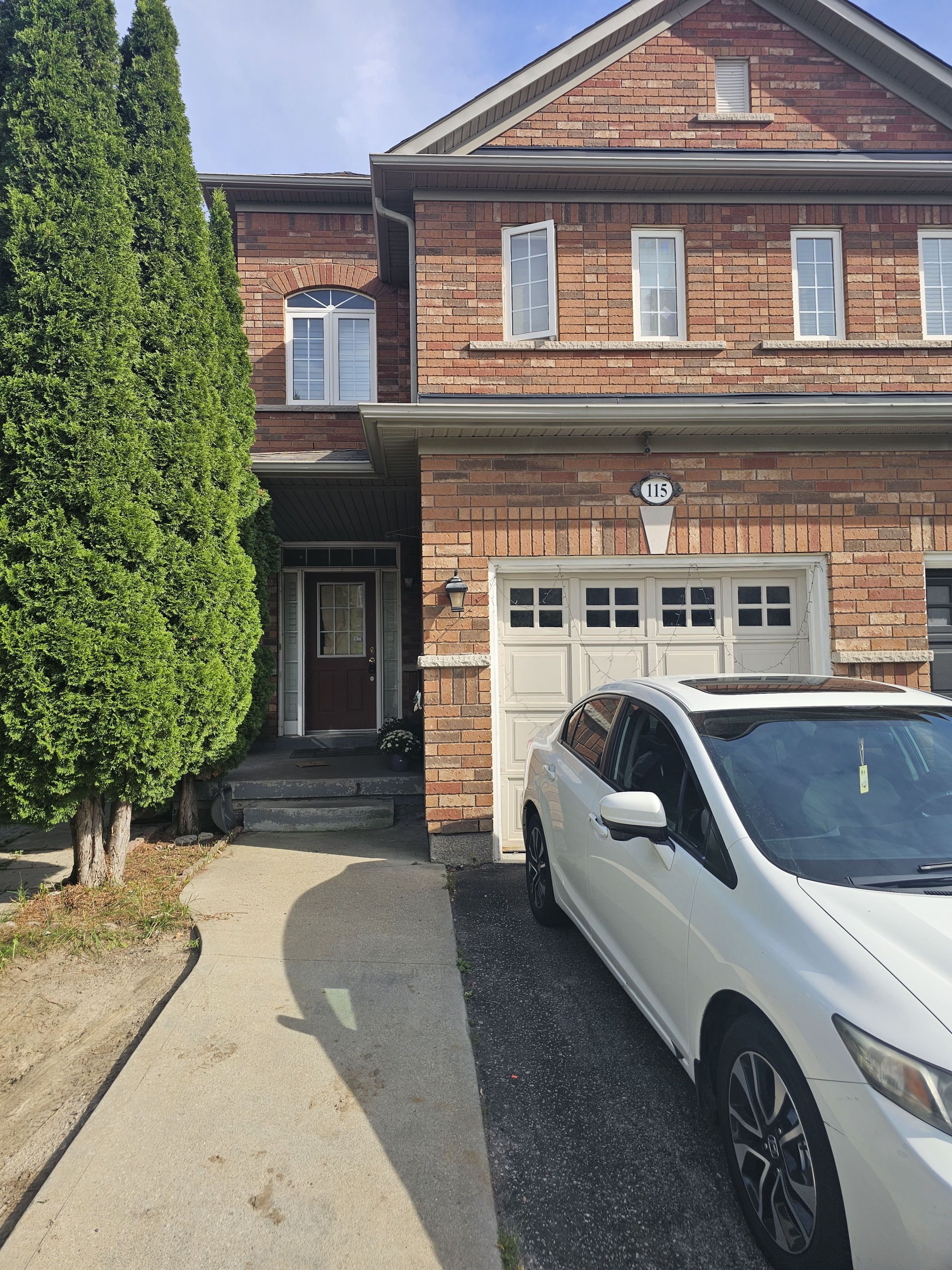 115 Nathaniel Crescent, Brampton, On L6y 5m3