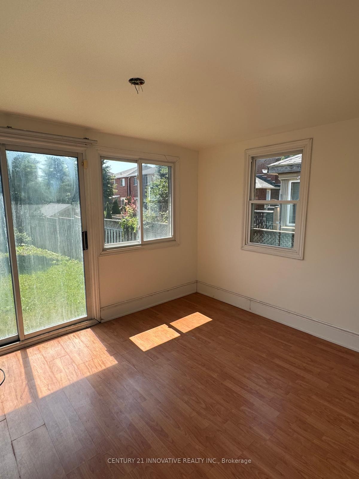 602 Lumberton Crescent, Mississauga, On L4z 3z6