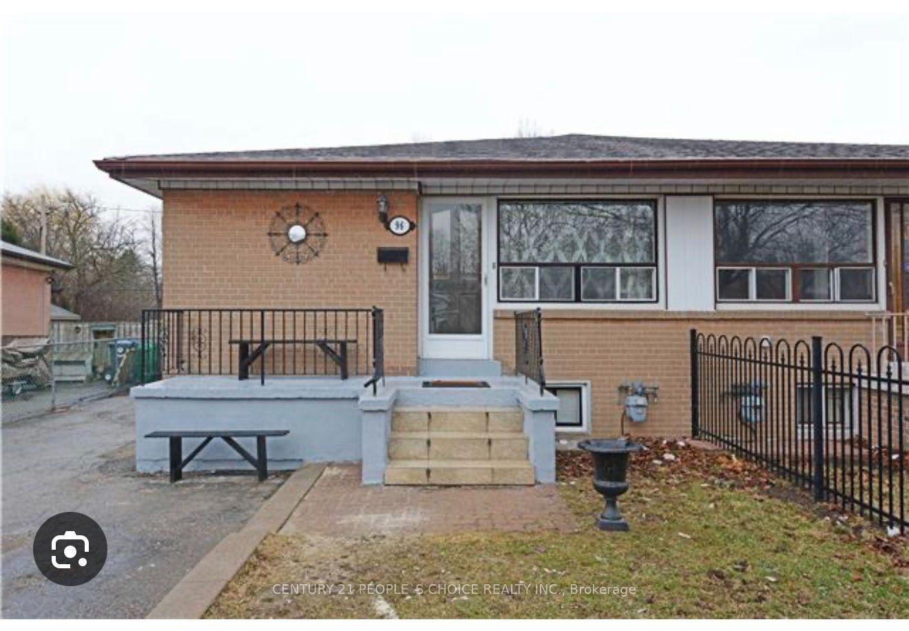 96 Corby Crescent, Brampton, On L6y 1h1