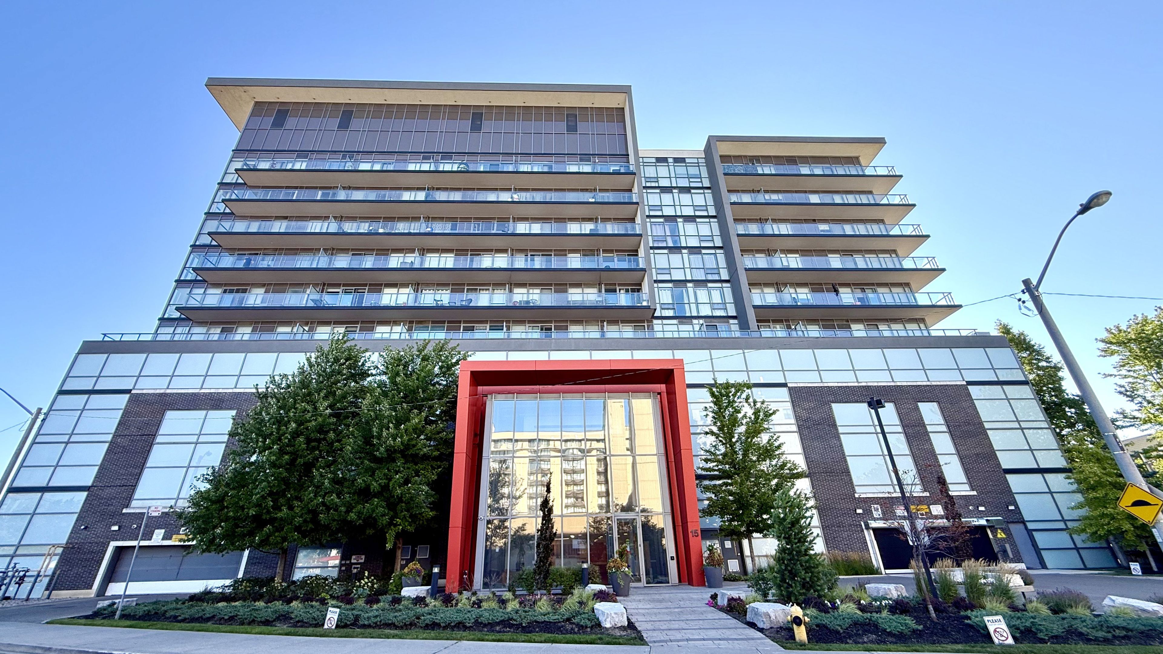 15 James Finlay Way 723, Toronto, On M3m 0b3