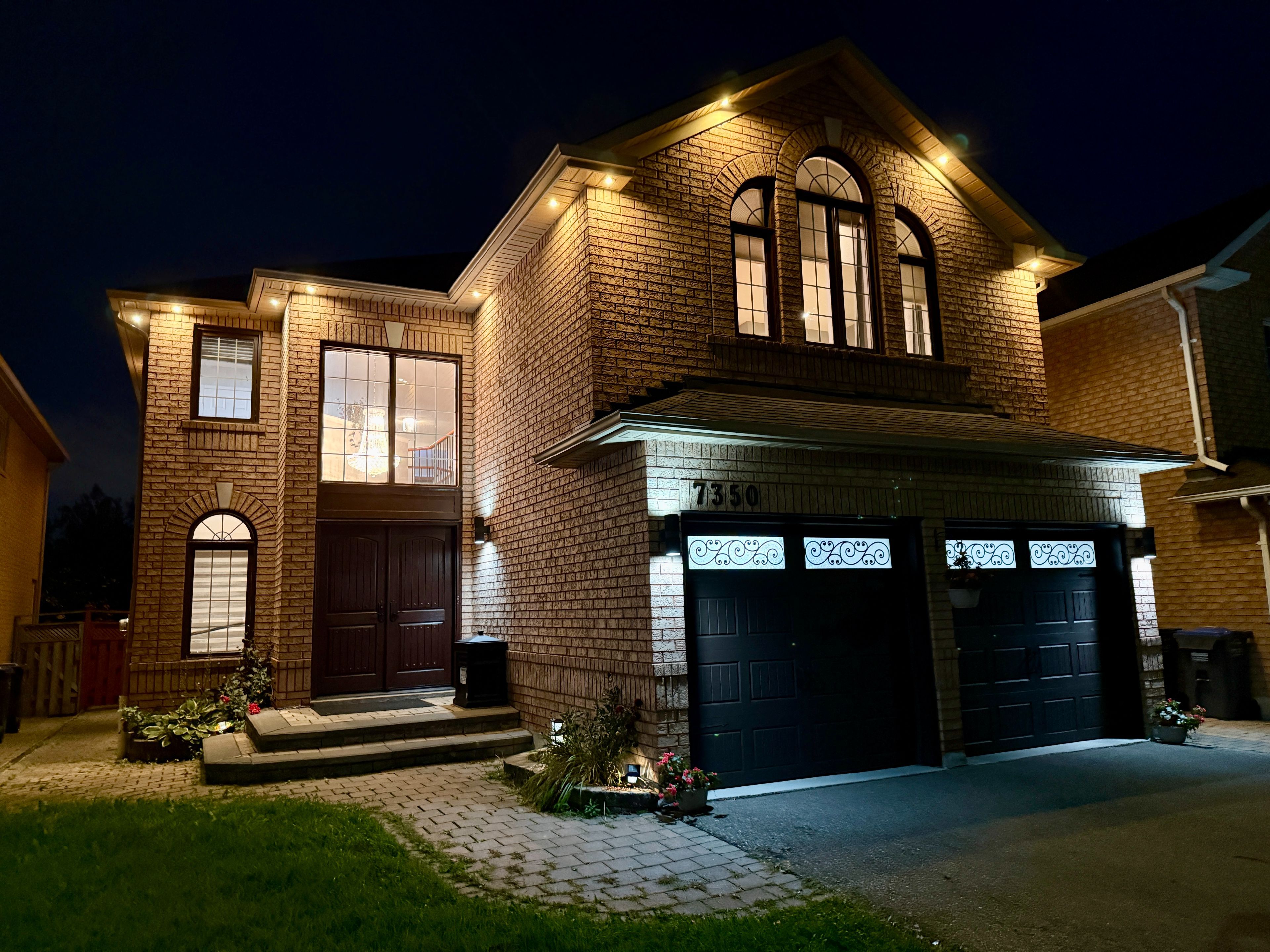 7350 Black Walnut Trail, Mississauga, On L5n 7m1