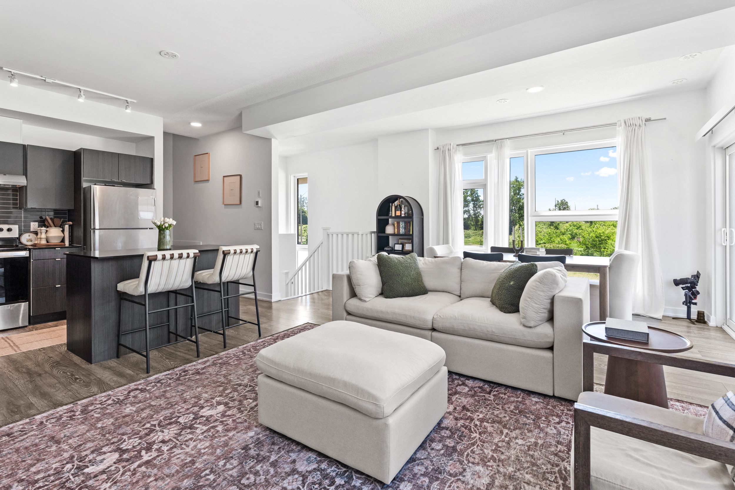 1121 Cooke Boulevard 1, Burlington, On L7t 0c3