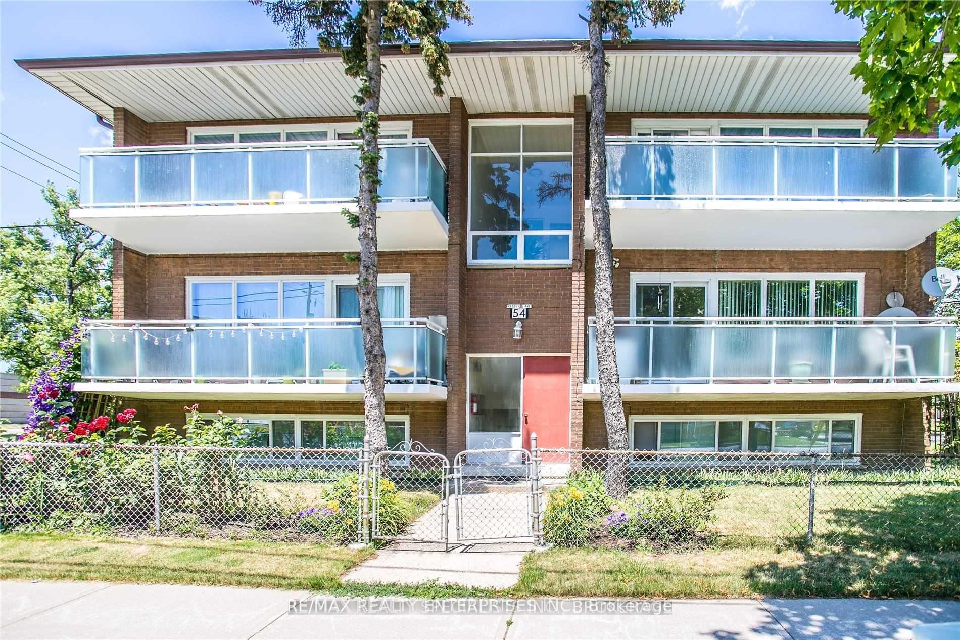 54 Rabbit Lane, Toronto, On M9b 5s7