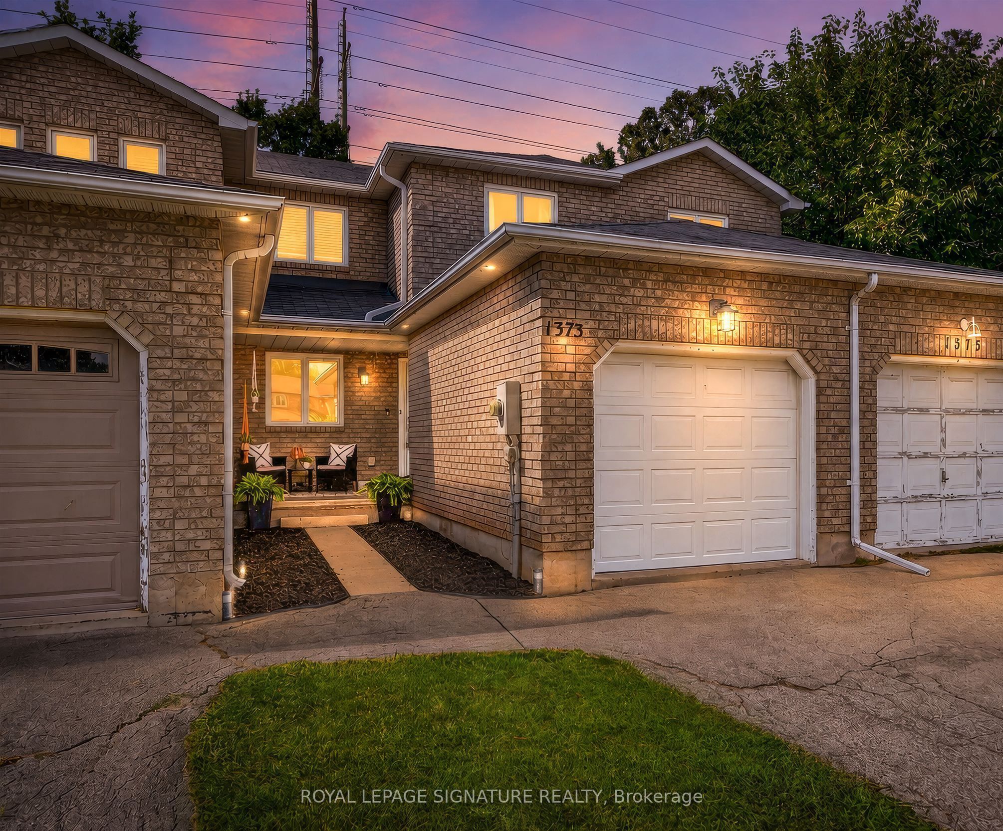 1373 Treeland Street, Burlington, On L7r 4p4