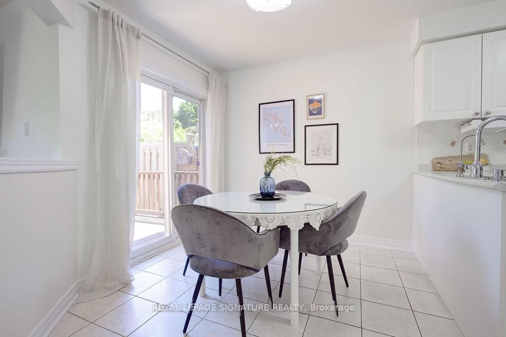 5386 Landsborough Avenue, Mississauga, On L5r 3x2