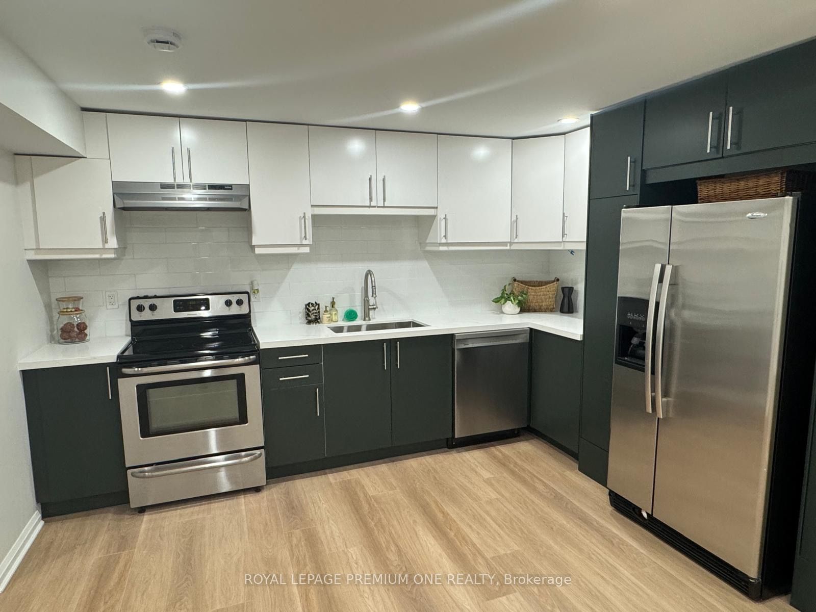 50 Faversham Crescent Basement, Toronto, On M9c 3x6