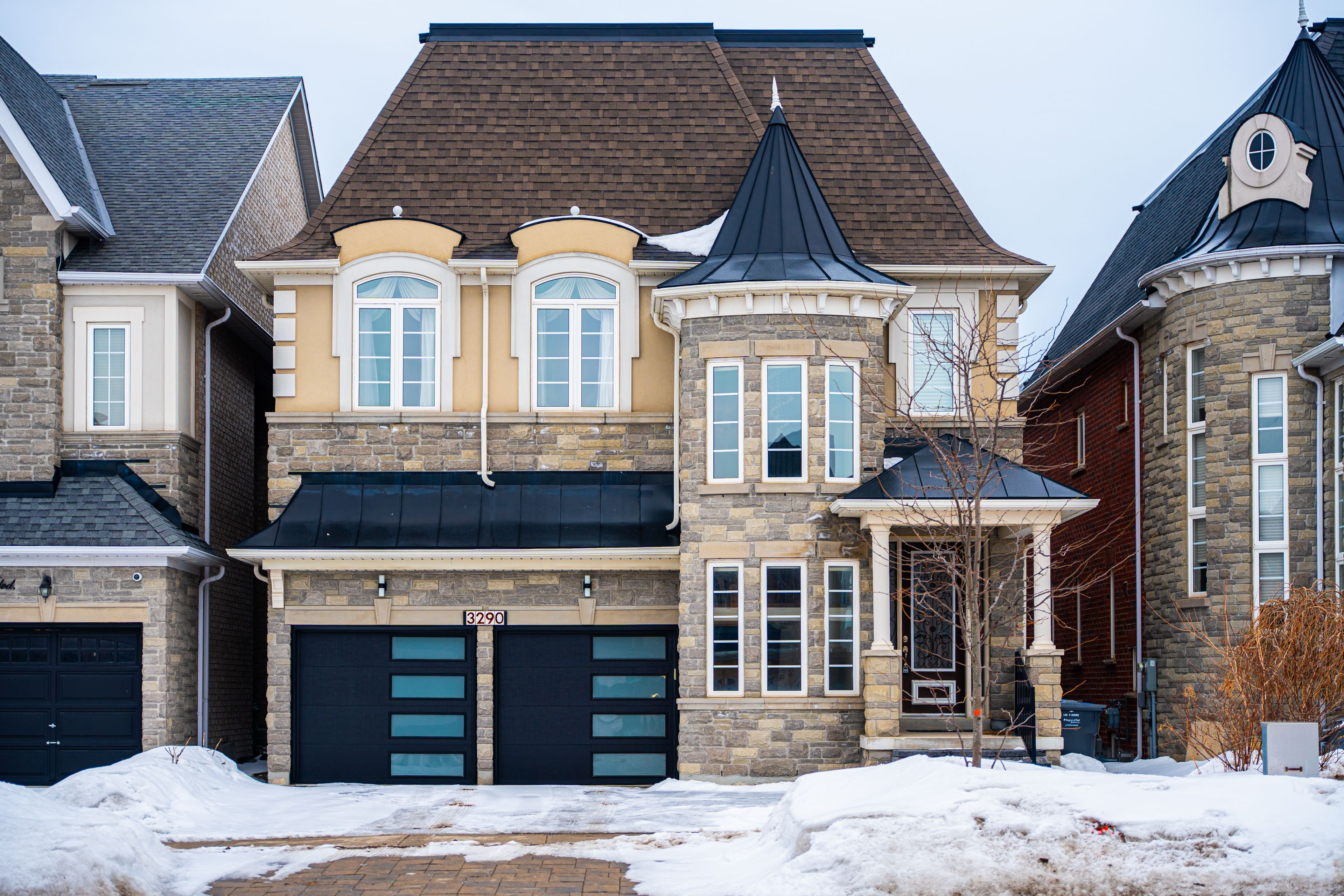 3290 Erin Centre Boulevard, Mississauga, On L5m 0k9