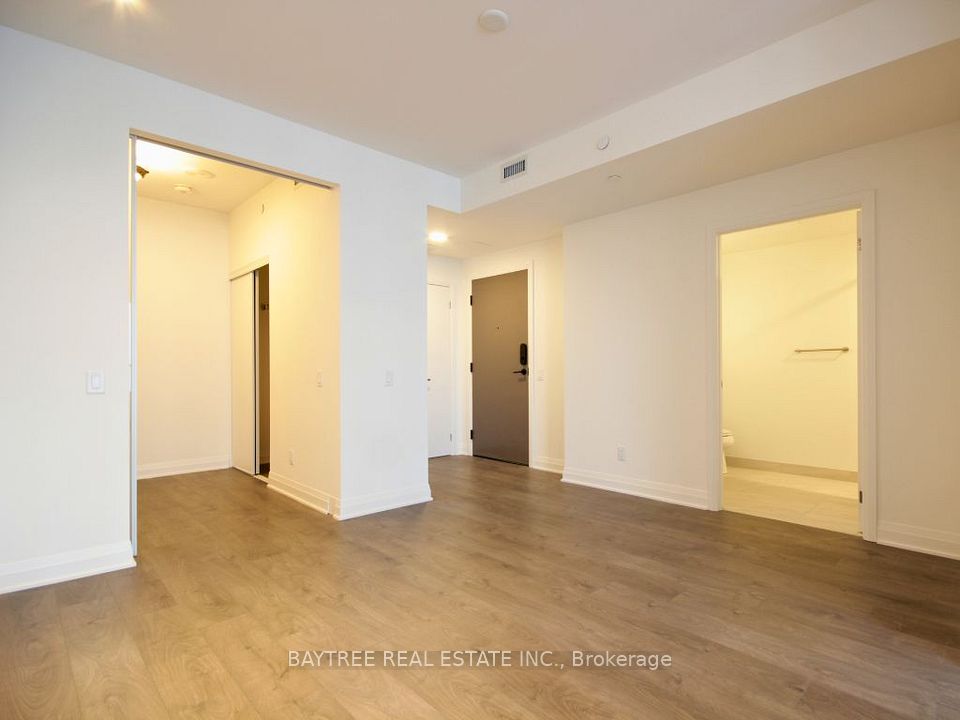 4015 The Exchange 3611, Mississauga, On L5b 0n9