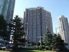 3888 Duke Of York Boulevard S 1929, Mississauga, On L5a 4p5