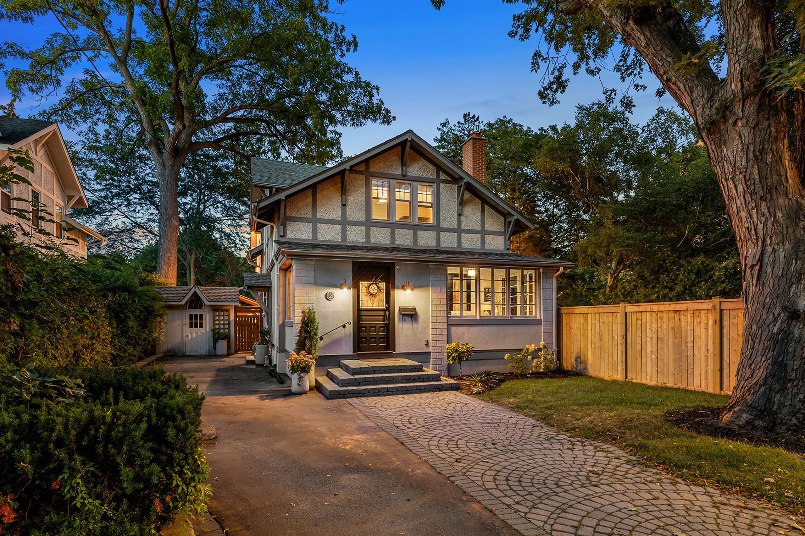 139 Allan Street, Oakville, On L6j 3n6