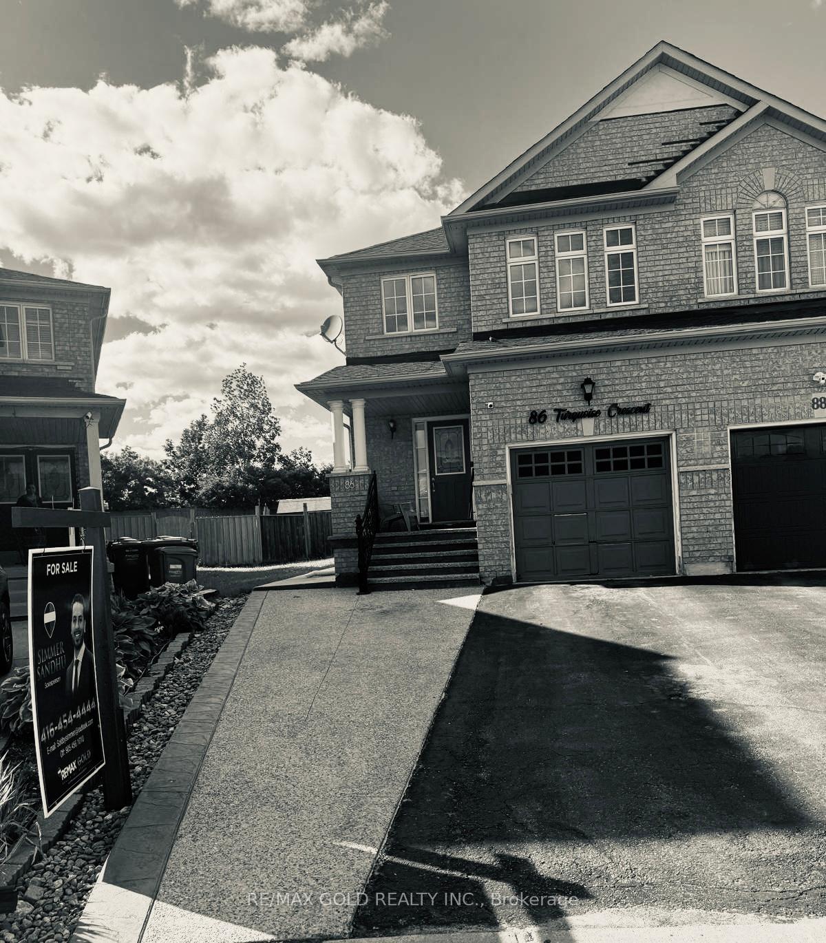 86 Turquoise Crescent, Brampton, On L6p 0z8
