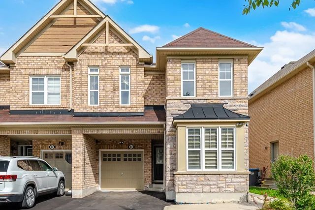 64 Biddens Square, Brampton, On L6p 3p9