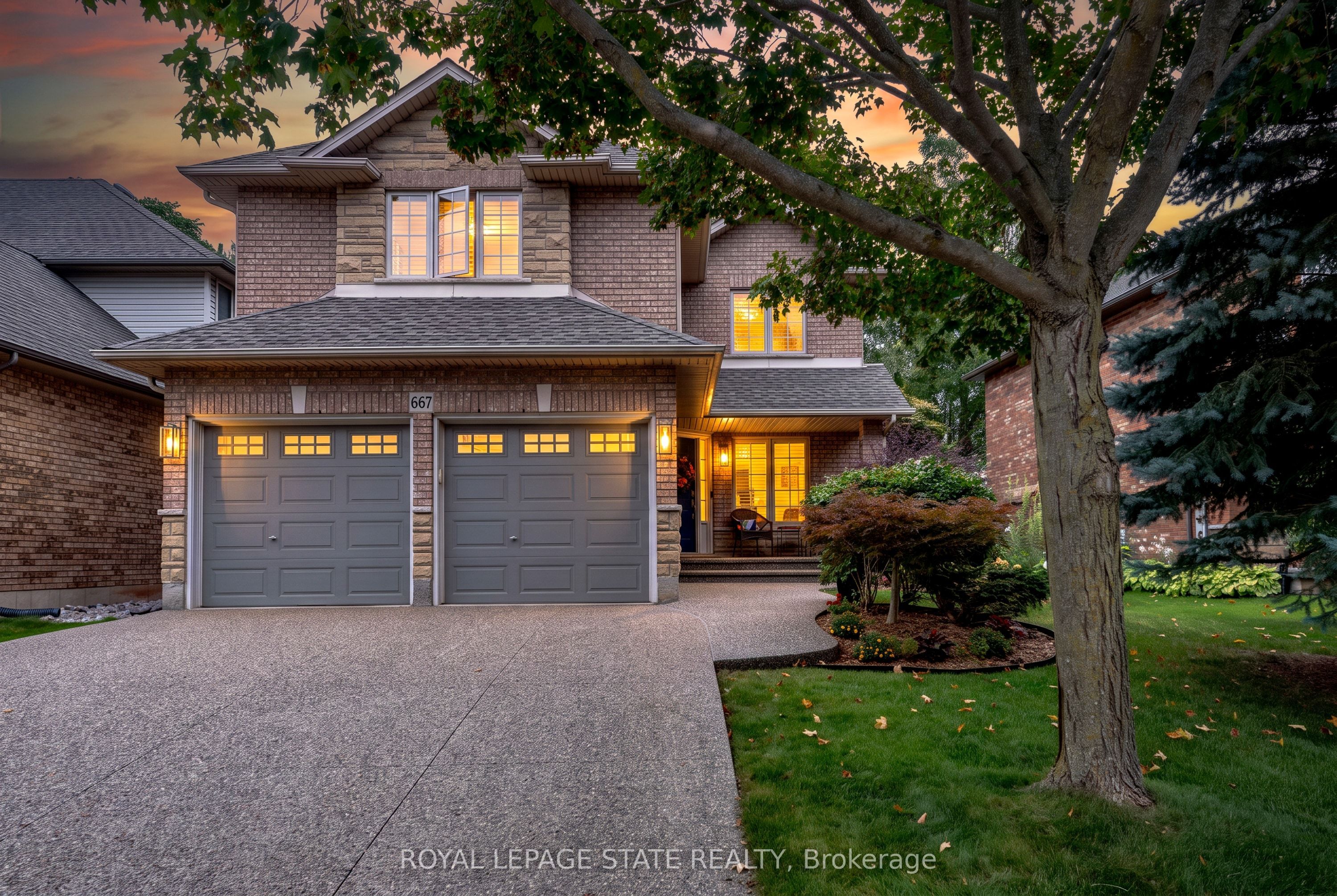 667 Sandcherry Drive, Burlington, On L7t 4l4