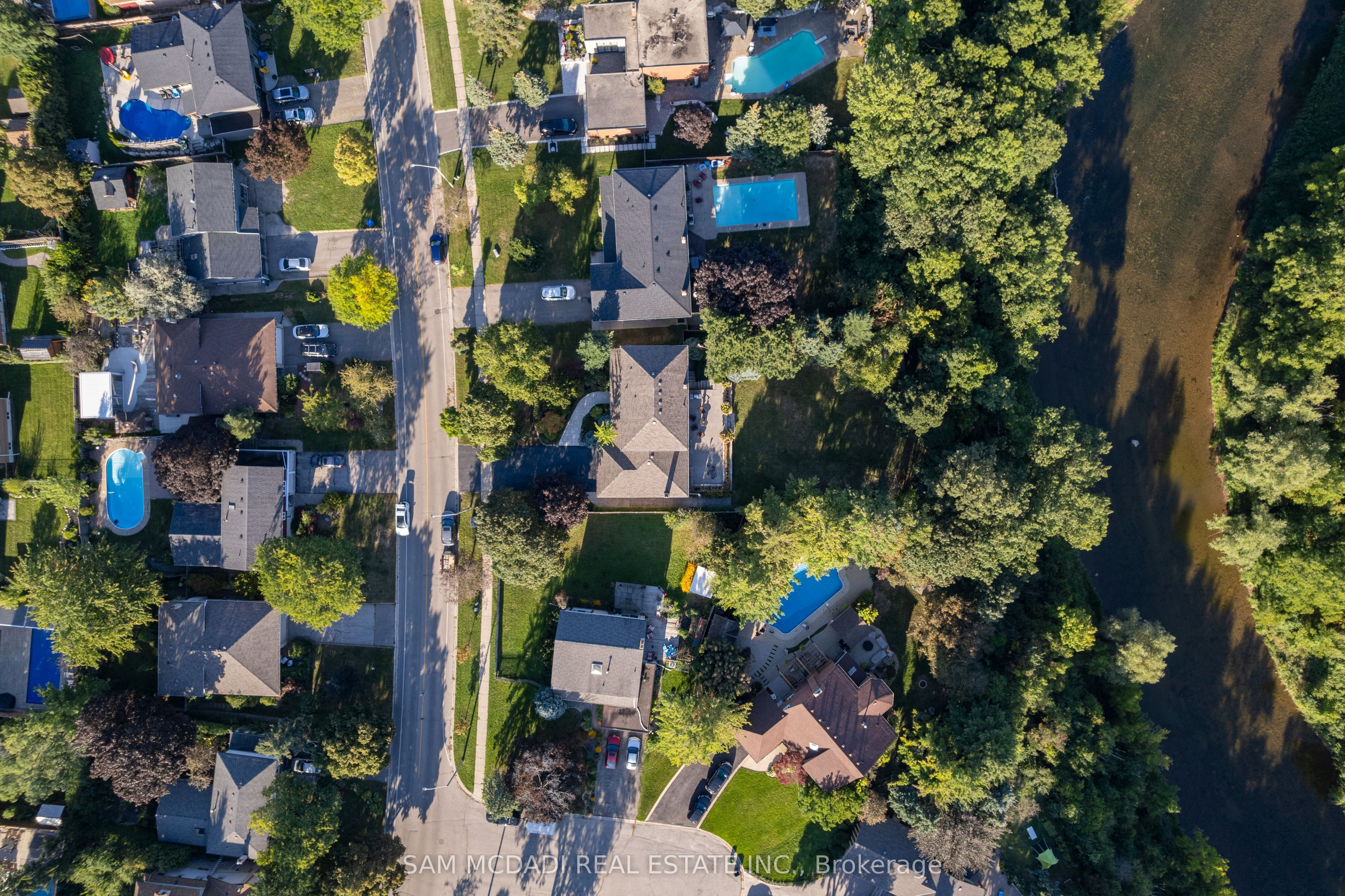 21 Kenninghall Boulevard, Mississauga, On L5n 1j5