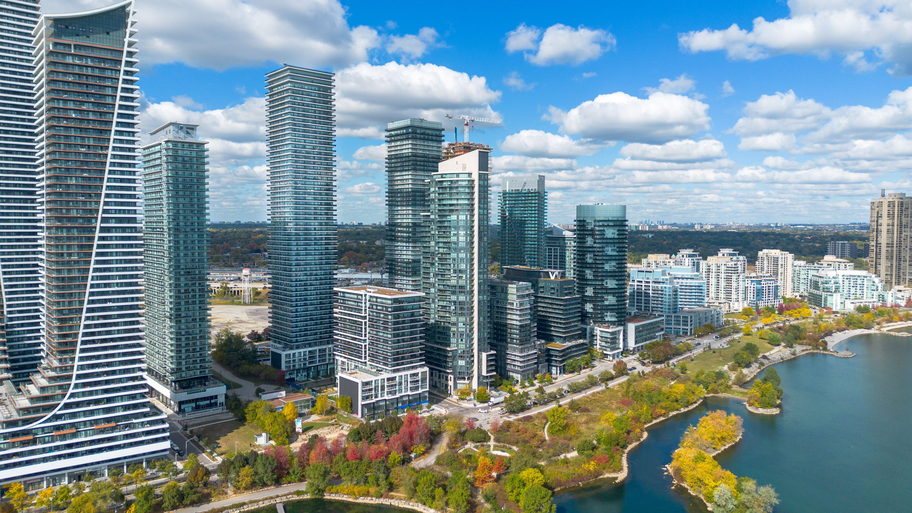 70 Annie Craig Drive 414, Toronto, On M8v 0g2