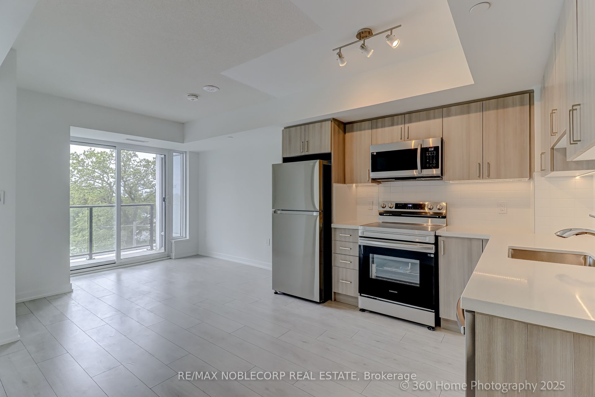 556 Marlee Avenue 508, Toronto, On M6b 0b1