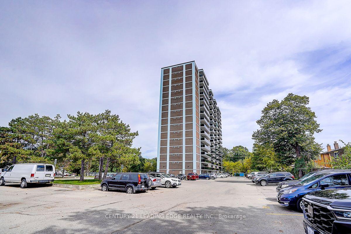 235 Grandravine Drive 201, Toronto, On M3n 1j2