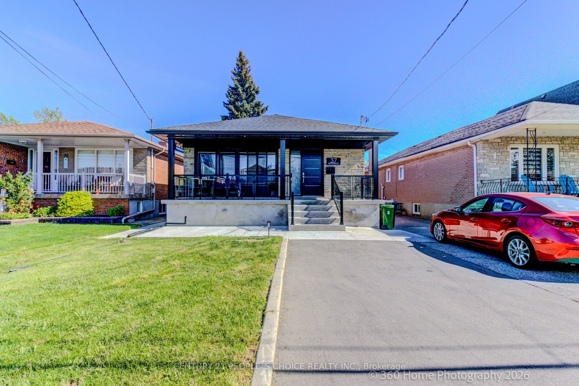 37 Bentworth Avenue Upper, Toronto, On M6a 1p1