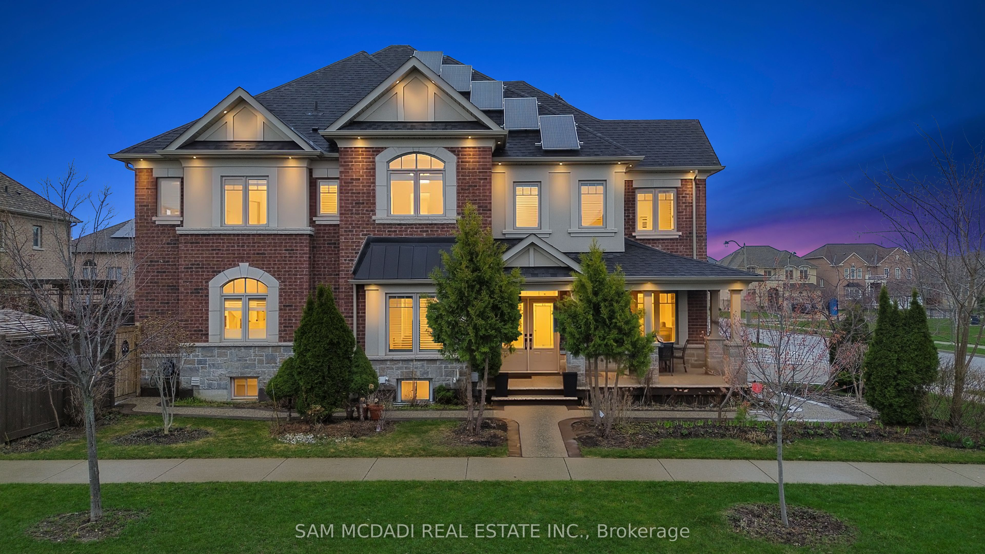 2 Bakersfield Road, Brampton, On L6p 2z3