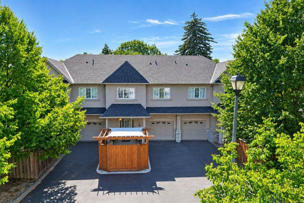 455 Claridge Road 7, Burlington, On L7n 2s1