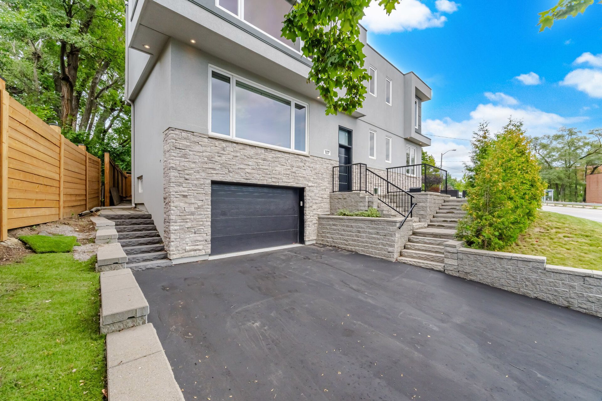 107 Trethewey Drive, Toronto, On M6m 4b6